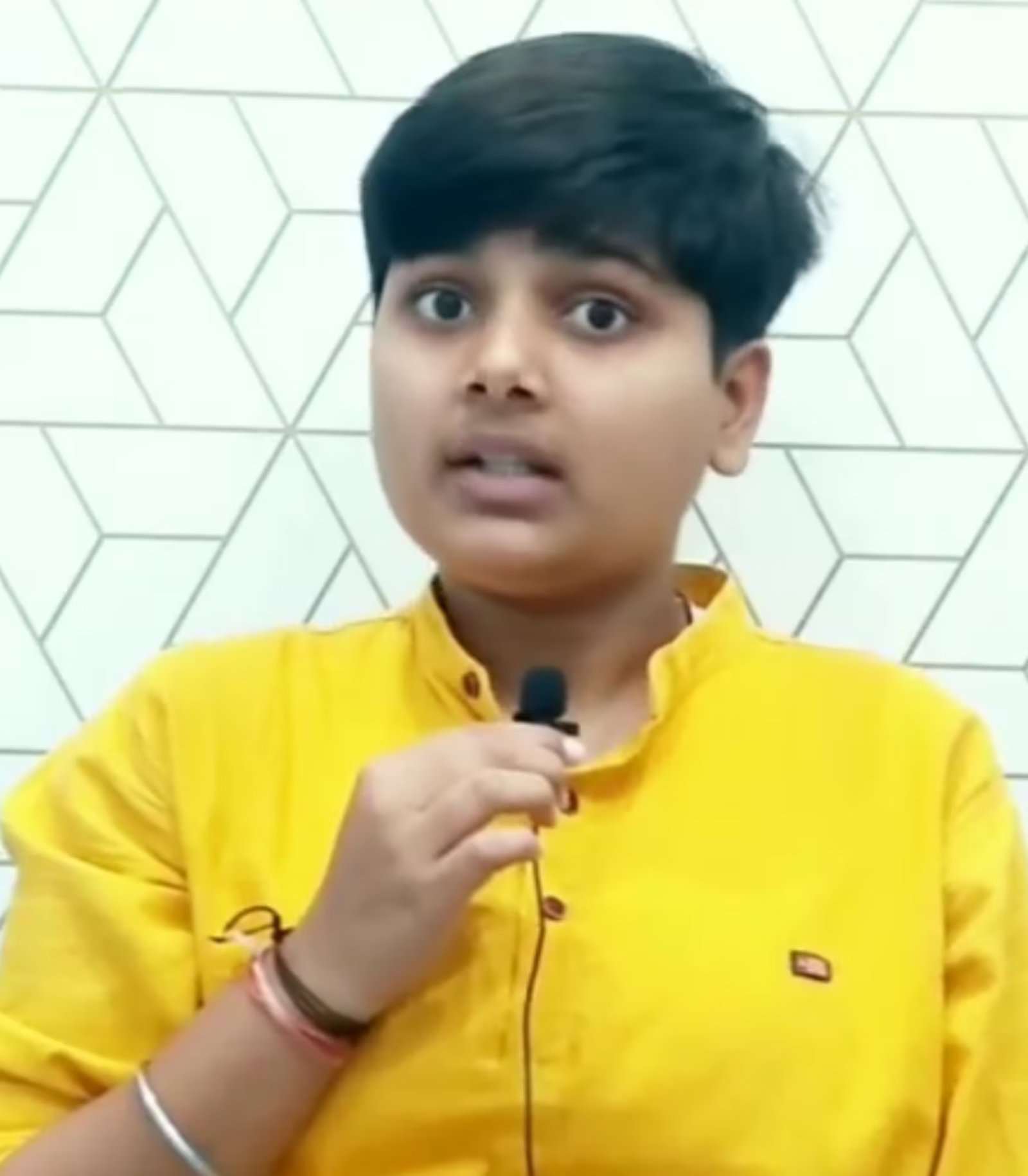 Britain The Language Learning School - English Speaking Course in Lucknow